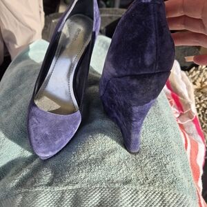 BCBGMaxAzria Women's Deep Purple Suede Heels